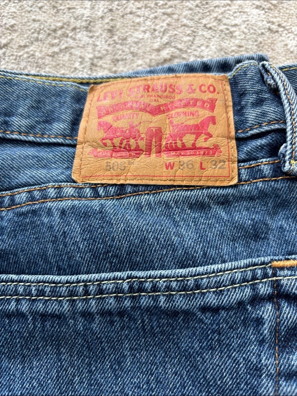 Levi's Men's 505 Blue Straight-Leg Denim Jeans Size 36x32